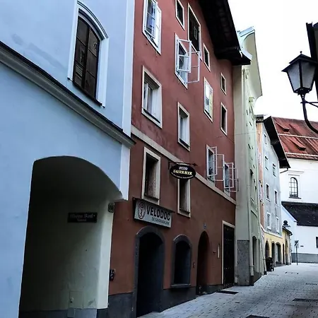 Modern Living In A Historical Surrounding Appartamento *